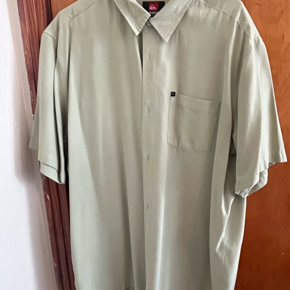 Quiksilver Light Green Casual Button Down Shirt